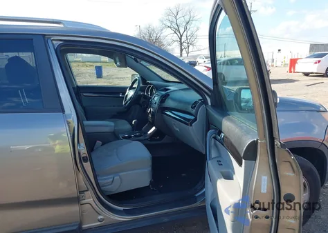 2011 Kia Sorento Lx из США, поврежденный, VIN 5XYKTCA13BG128674